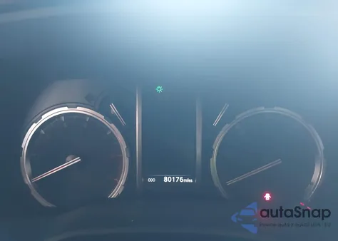 2021 Toyota 4Runner Nightshade Special Edition z USA, uszkodzony, nr VIN JTEJU5JR3M5953471